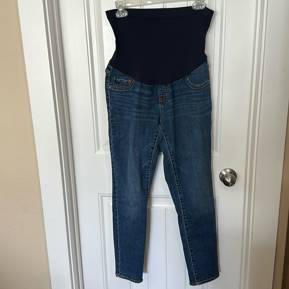 Branch and twig maternity pants size large excellent condition super cute jeans.